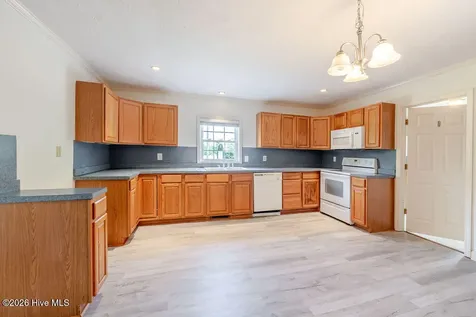 2881 Honey Hill Road Hallsboro NC 28442
