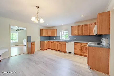 2881 Honey Hill Road Hallsboro NC 28442