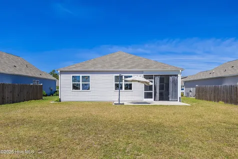 1038 Burled Oak Ridge Loop SE Bolivia NC 28422