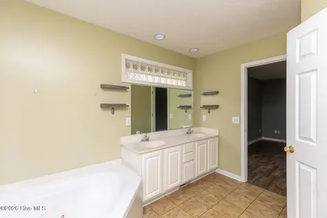 112 Shady Wood Court West End NC 27376
