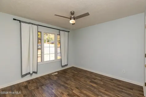 112 Shady Wood Court West End NC 27376