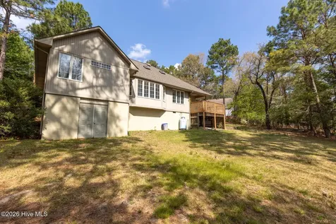 112 Shady Wood Court West End NC 27376