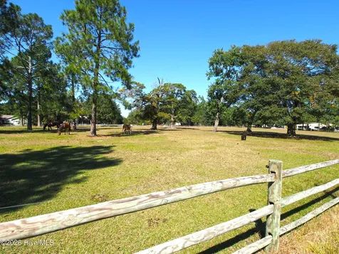 112 Shady Wood Court West End NC 27376