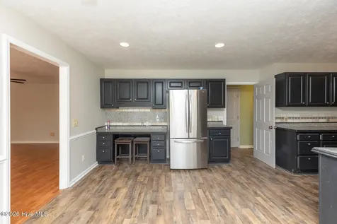 112 Shady Wood Court West End NC 27376