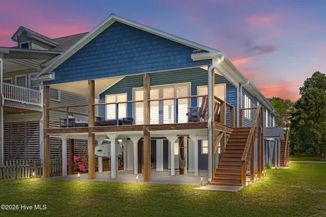 1513 Bayview Road Bath NC 27808