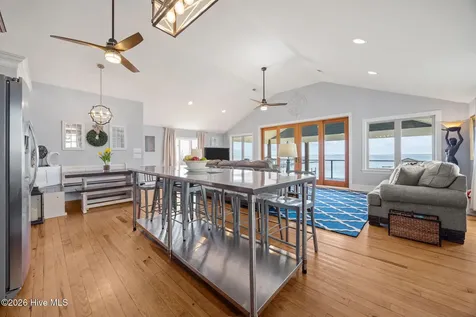 1513 Bayview Road Bath NC 27808
