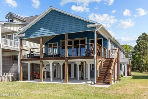 1513 Bayview Road Bath NC 27808
