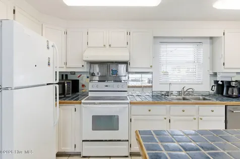 1005 N Anderson Boulevard Topsail Beach NC 28445