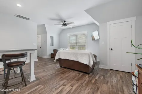 417 Reaves Ferry Road Nakina NC 28455