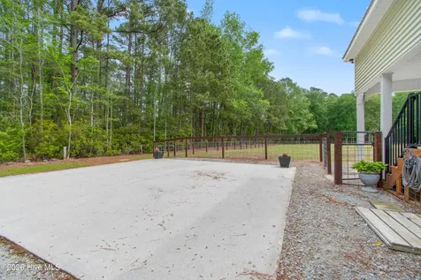 417 Reaves Ferry Road Nakina NC 28455