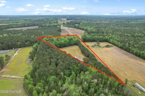 417 Reaves Ferry Road Nakina NC 28455