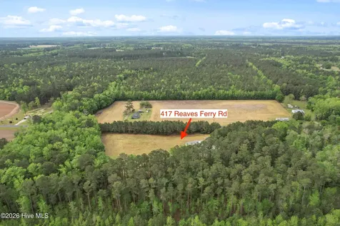 417 Reaves Ferry Road Nakina NC 28455