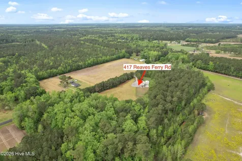 417 Reaves Ferry Road Nakina NC 28455