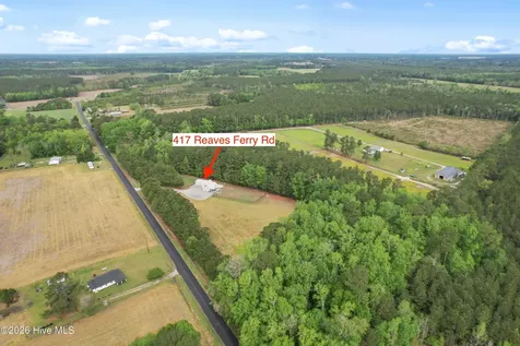 417 Reaves Ferry Road Nakina NC 28455