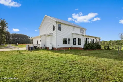 2031 Devils Racetrack Road Four Oaks NC 27524