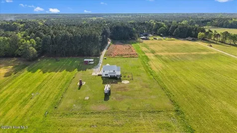 2031 Devils Racetrack Road Four Oaks NC 27524