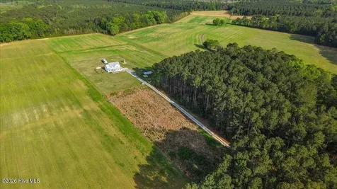 2031 Devils Racetrack Road Four Oaks NC 27524