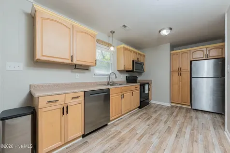402 Sharon Way Jacksonville NC 28546