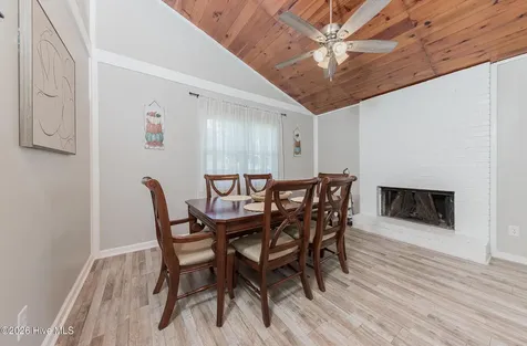 402 Sharon Way Jacksonville NC 28546