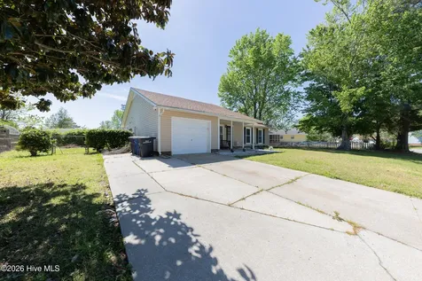 402 Sharon Way Jacksonville NC 28546