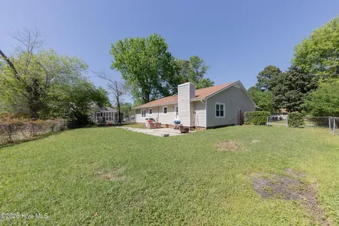 402 Sharon Way Jacksonville NC 28546