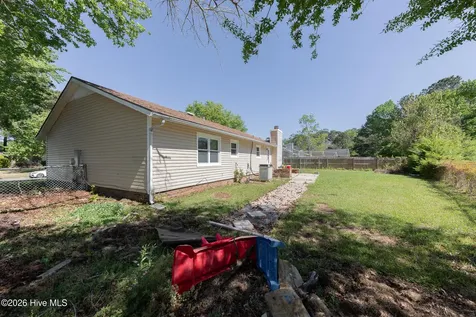 402 Sharon Way Jacksonville NC 28546