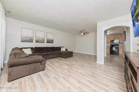 402 Sharon Way Jacksonville NC 28546