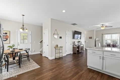304 Maidstone Drive Richlands NC 28574