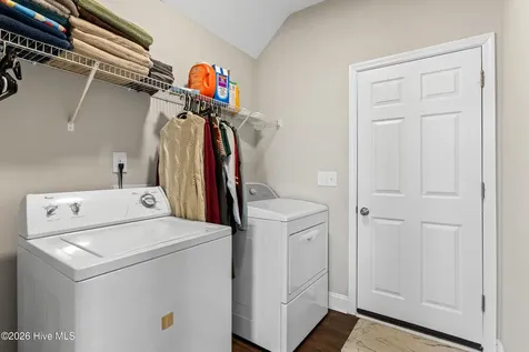 304 Maidstone Drive Richlands NC 28574