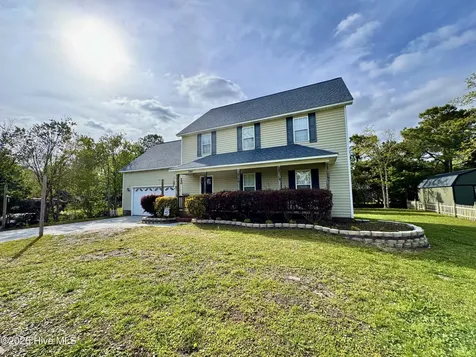 2007 Melodie Lane Morehead City NC 28557