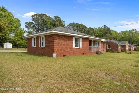 709 Hooker Road Greenville NC 27834