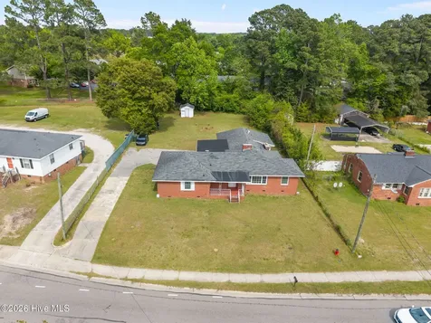 709 Hooker Road Greenville NC 27834