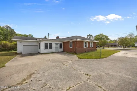 709 Hooker Road Greenville NC 27834