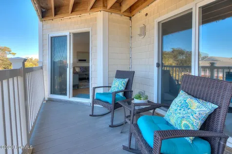 105 SE 58th Street Oak Island NC 28465