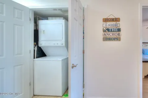 105 SE 58th Street Oak Island NC 28465