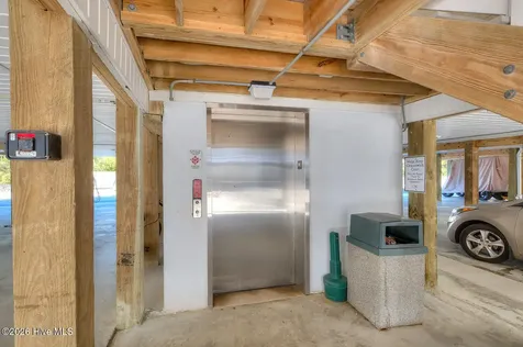 105 SE 58th Street Oak Island NC 28465