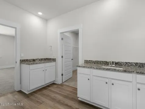 243 Surfside Landing Boulevard Hubert NC 28539