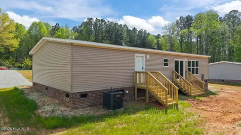 1755 Lynch Road Hollister NC 27844