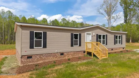 1755 Lynch Road Hollister NC 27844