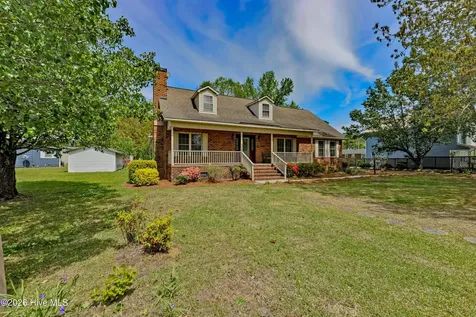 312 W Quinn Street Beulaville NC 28518