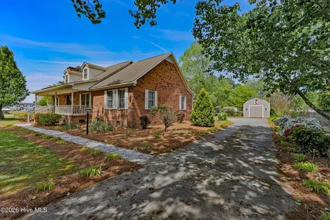 312 W Quinn Street Beulaville NC 28518