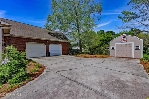 312 W Quinn Street Beulaville NC 28518