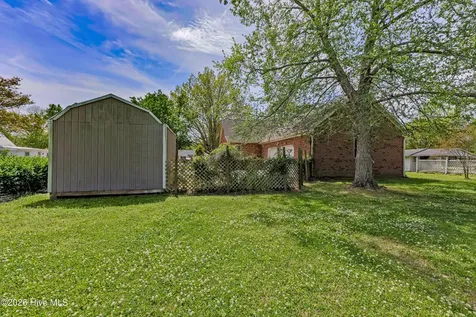 312 W Quinn Street Beulaville NC 28518