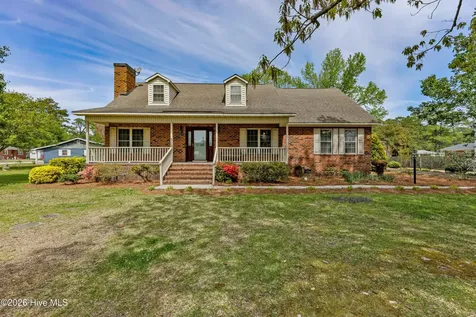 312 W Quinn Street Beulaville NC 28518