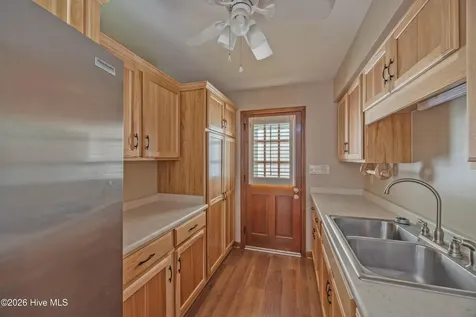 190 Halls Pond Road Rose Hill NC 28458
