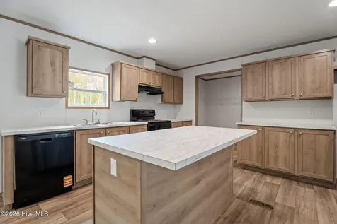 1735 Lynch Road Hollister NC 27844