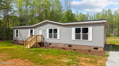 1735 Lynch Road Hollister NC 27844