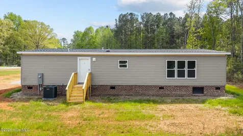 1735 Lynch Road Hollister NC 27844