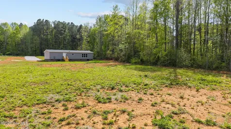 1735 Lynch Road Hollister NC 27844