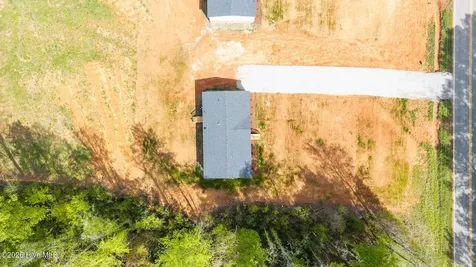 1735 Lynch Road Hollister NC 27844